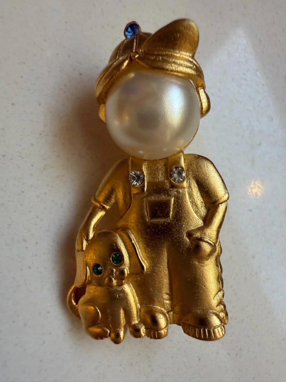 JJ Jonette Vintage Gold Tone Pearl-Faced Girl & Boy with Dog Brooch Set - Picture 2 of 5